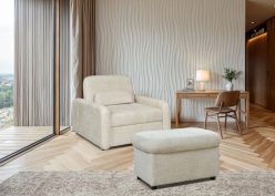 Fotel rozkładany do spania z pufą z funkcja szezlonga